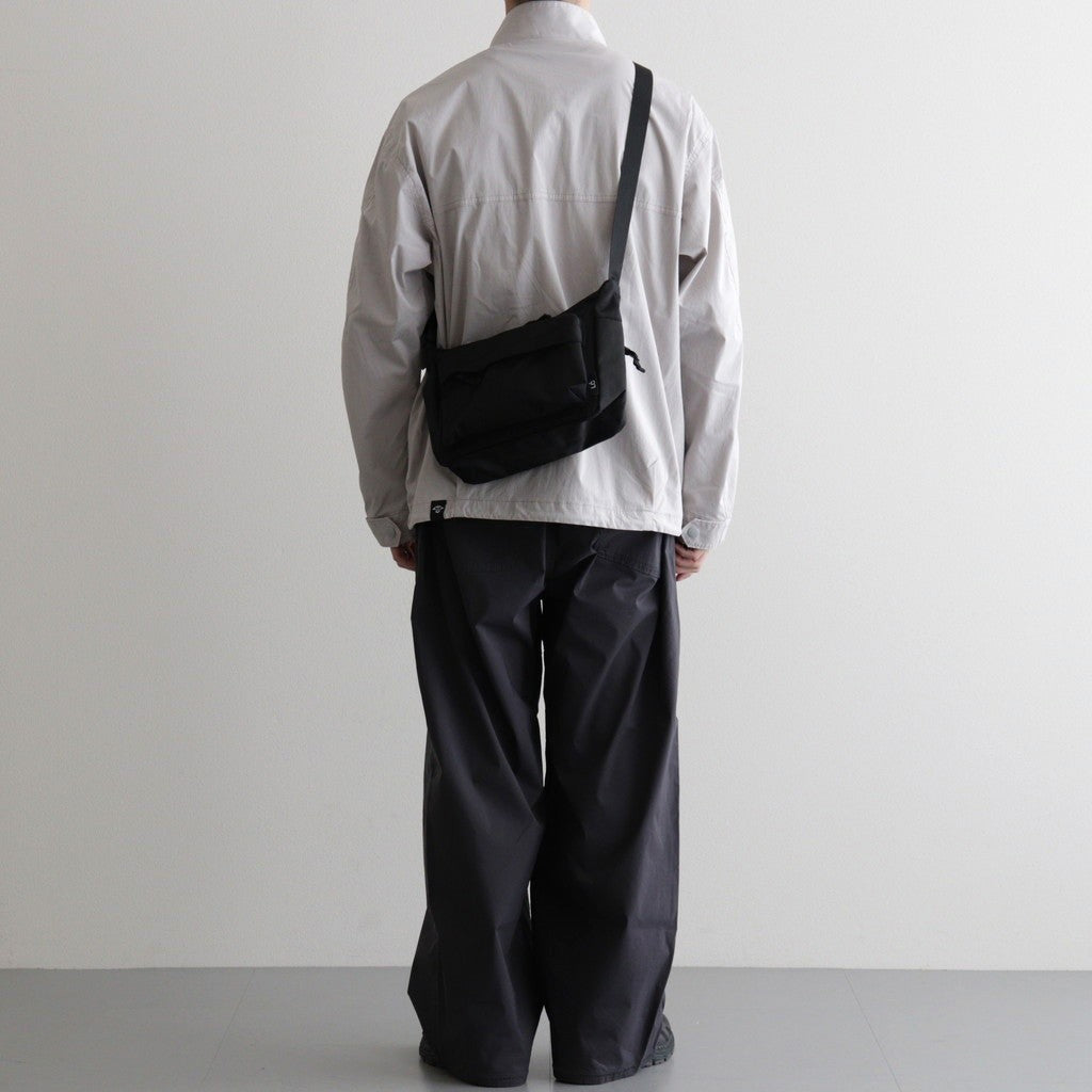 LC SHOULDER MINI_STANDARD #Black [26f_LC04]