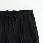 TRIPLE PLEATED EASY TROUSERS #BLACK [A25A05PT03C]
