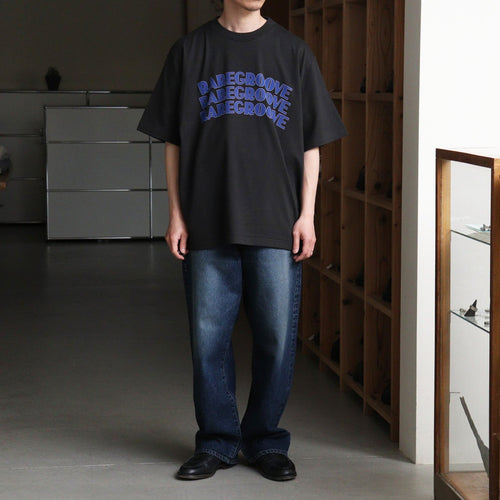 RAREGROOVE Print Tee WIDE #InkBlack×Blue-PT [bROOTS25S34S26B]