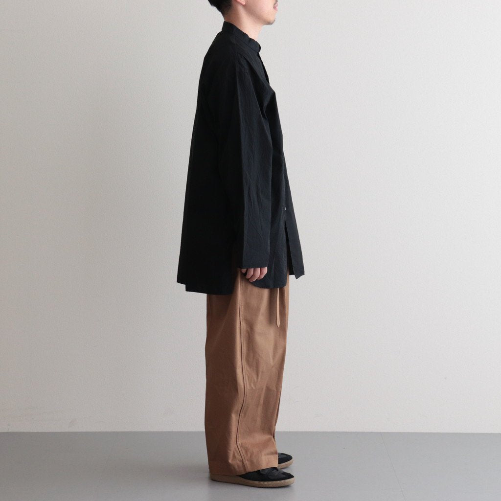 CHAMBRAY STAND COLLAR CUFFLESS SHIRT #BLACK [BHS23F018]