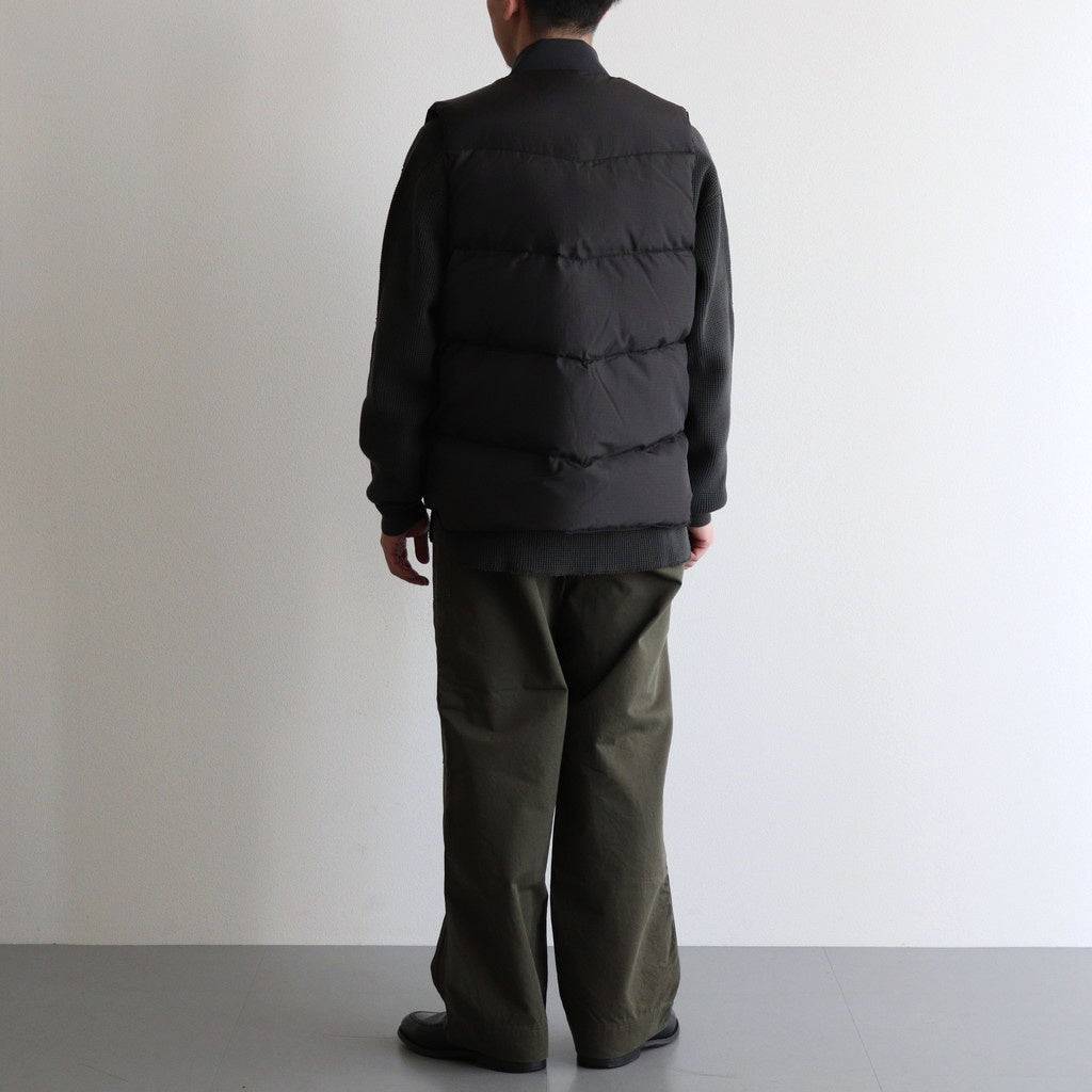 MOUNTAINEER DOWN VEST #GRAPHITE [PMAS-VT03]