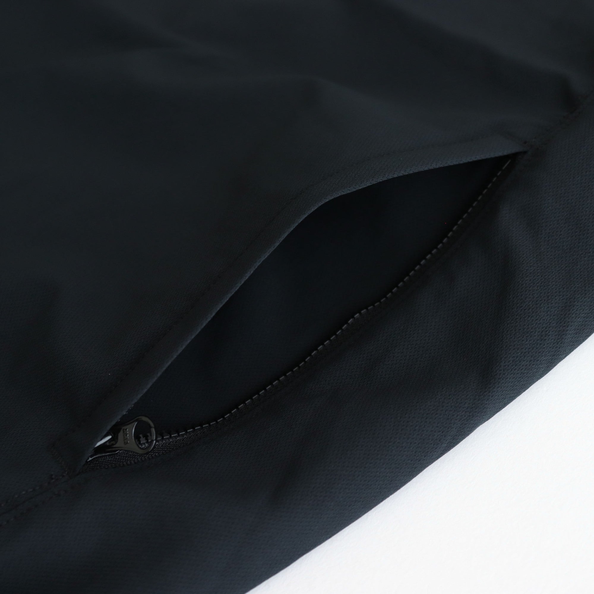 ALPHADRY Crewneck Jumper #Black [N25FA006]