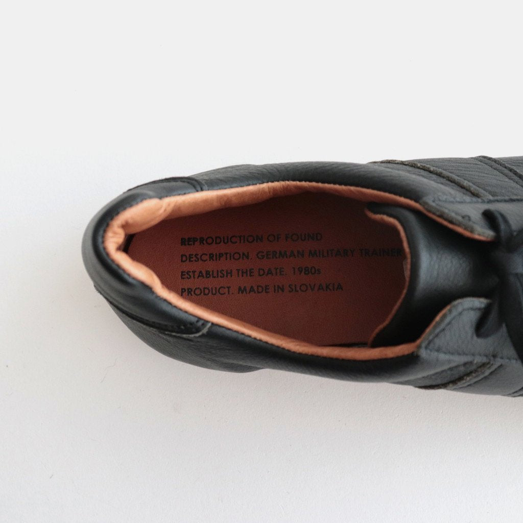 GERMAN MILITARY TRAINER #BLACK [1700L]