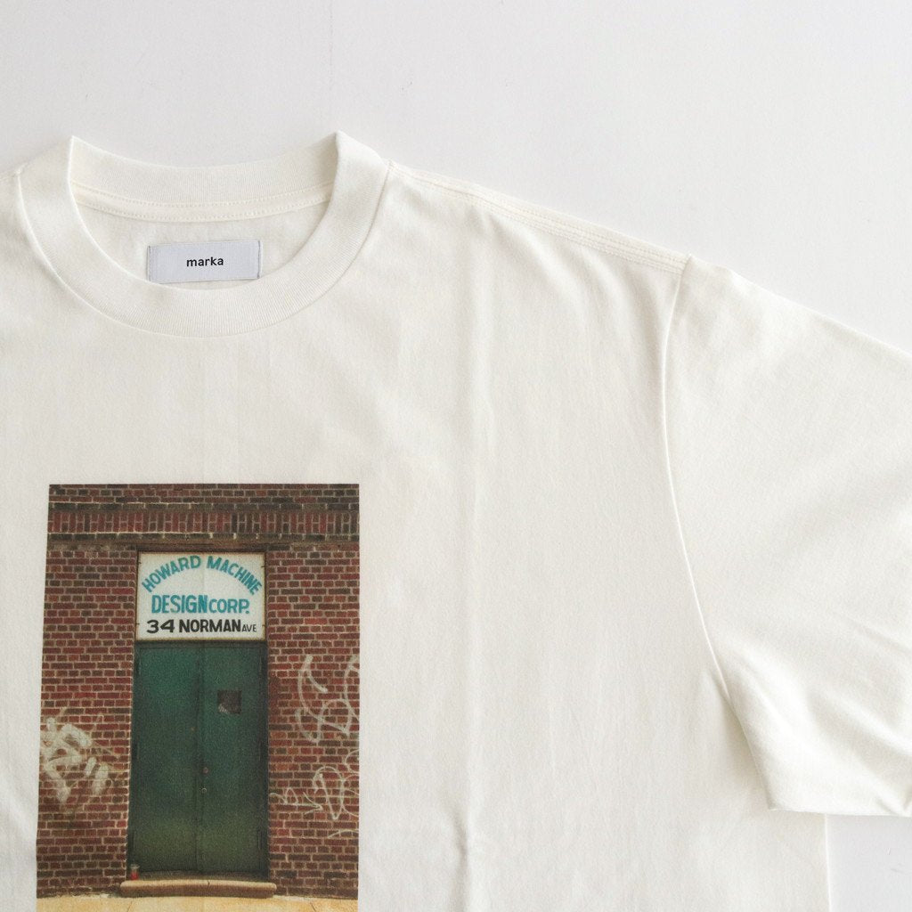 TEE S/S YUJI TAKEUCHI DOOR 34 NURMAN AVE #WHITE [M23A-20CS02B] _