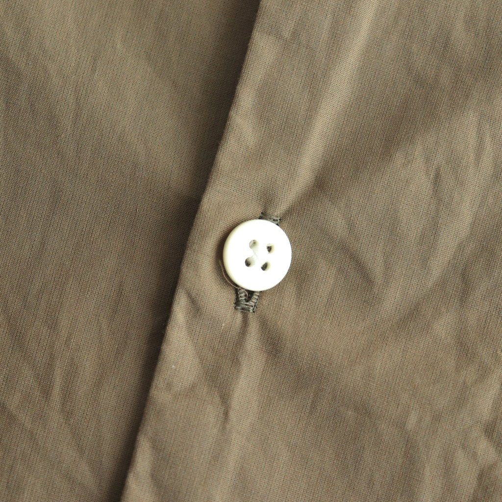 CHAMBRAY STAND COLLAR CUFFLESS SHIRT #OLIVEBEIGE [BHS23F018]